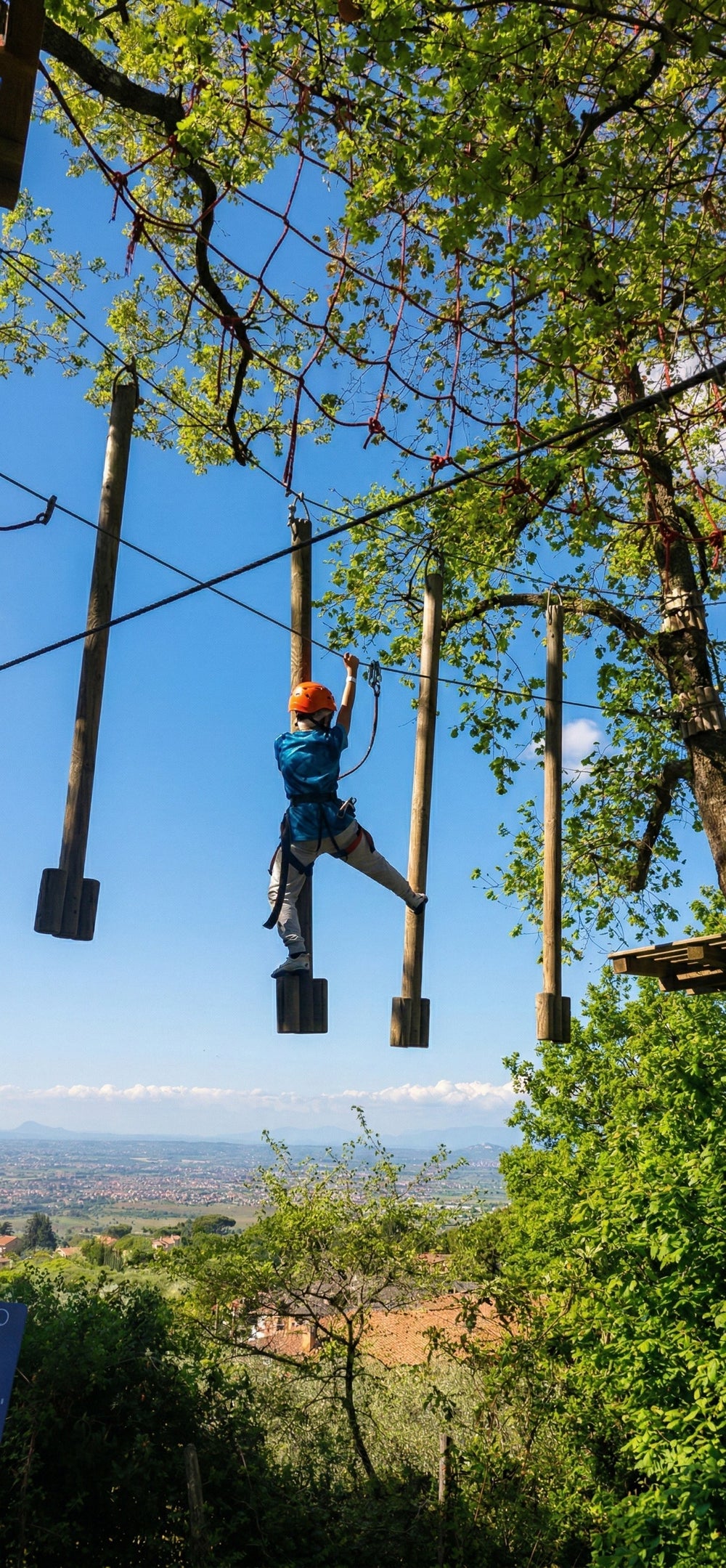 Weekend in Famiglia ai Castelli Romani: B&B e Ingresso Gratis al Parco Avventura