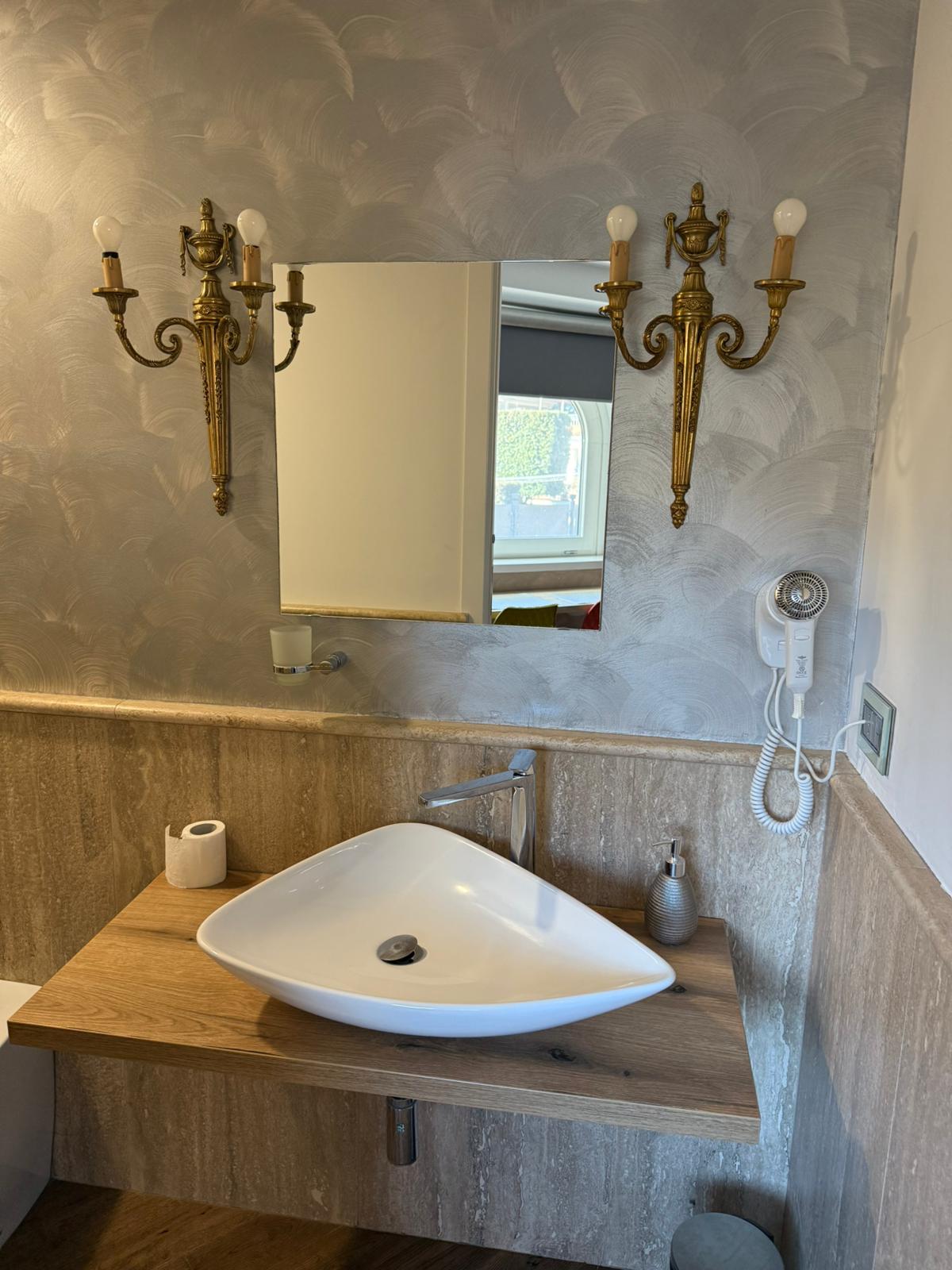 Camera Standard con Cucina a Scomparsa (Uso Residence)