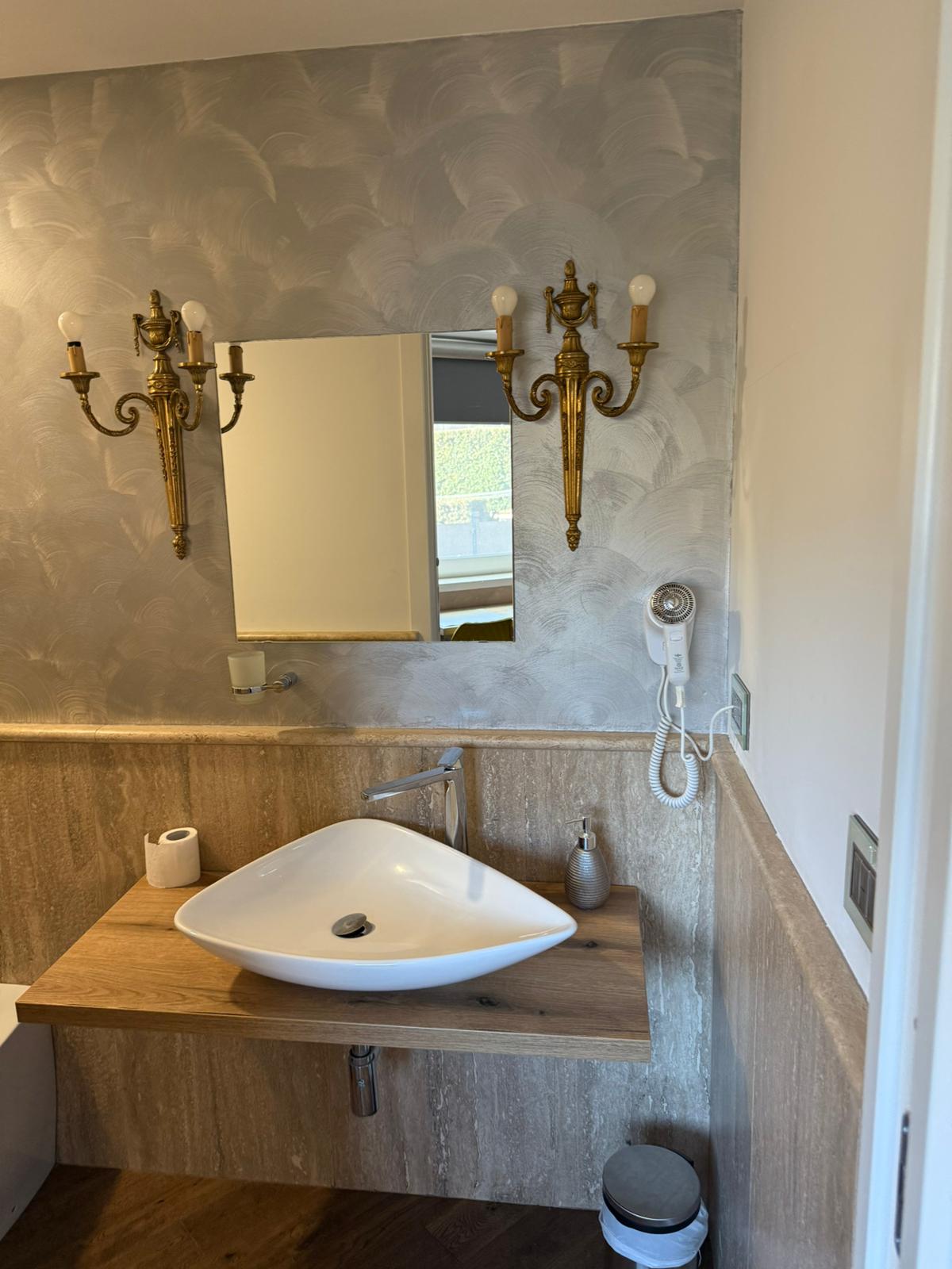 Camera Standard con Cucina a Scomparsa (Uso Residence)