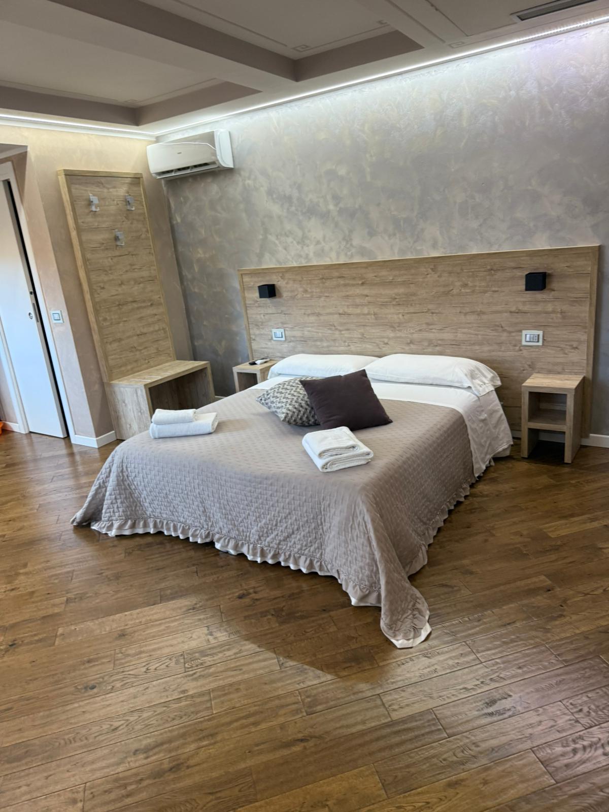 Camera Standard con Cucina a Scomparsa (Uso Residence)