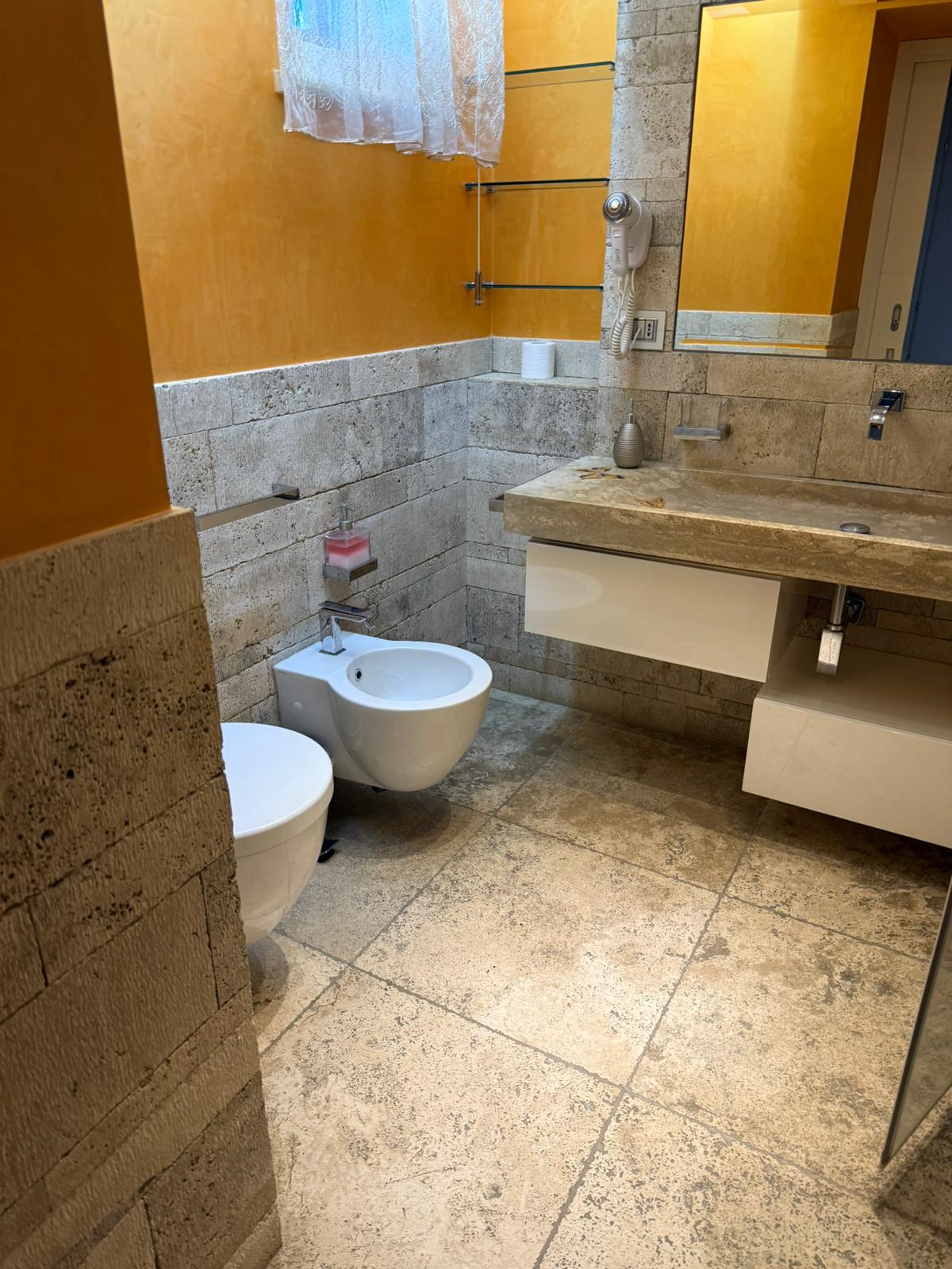 Camera Standard 2 con Cucina a Scomparsa (Monolocale Uso Residence)